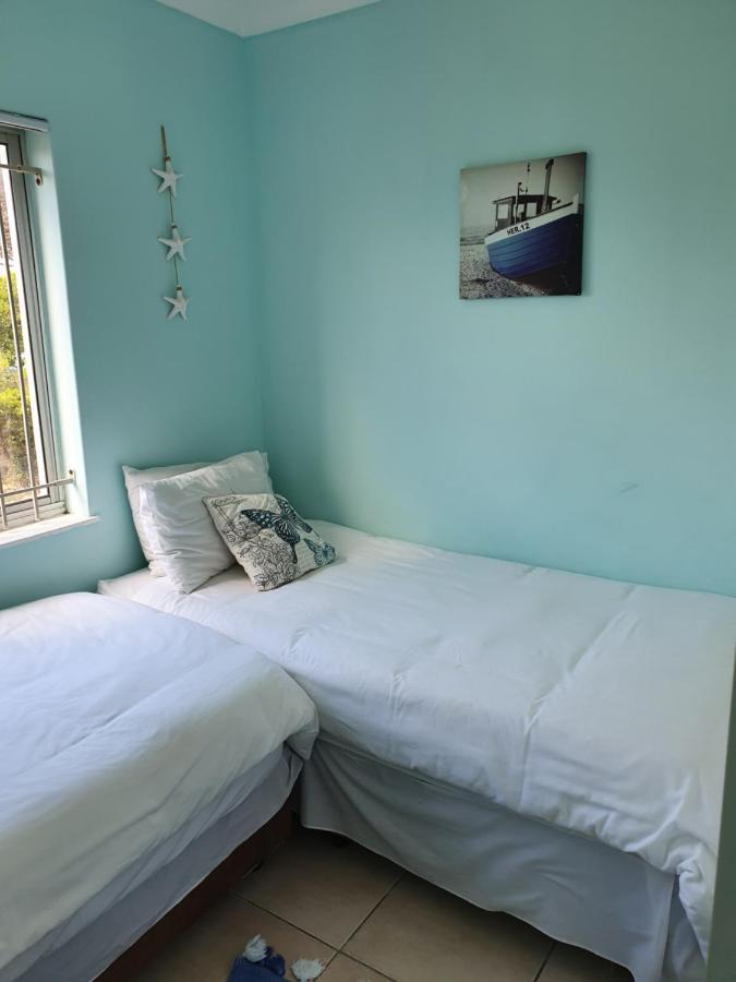 Sea And Mountain View Apartment Gordonsbaai Buitenkant foto